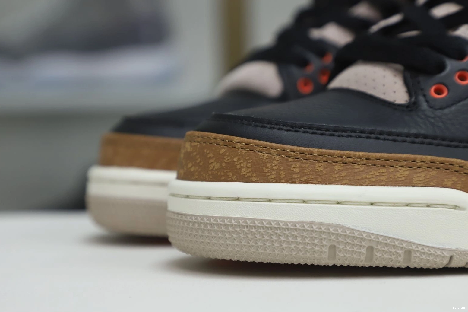 AIR CT8532 CEMENT JORDAN DESERT 3 0726